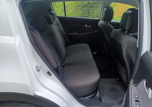 Kia Sportage cena 59900 przebieg: 93000, rok produkcji 2014 z Chęciny małe 466